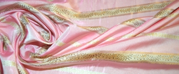 Seidenmischung mit Jacquardstreifen