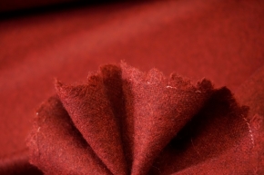 Cashmere - cherry red mottled