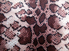 Cotton / synthetic - snakeskin motif