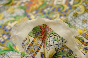 Seidencrepe - Porzellan mit Blumen