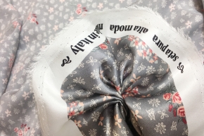 Satin - Streublümchen