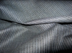 Virgin wool - pinstripe gray