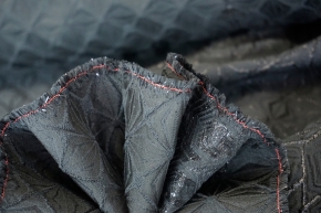 Cloque - schwarz mit Lurex