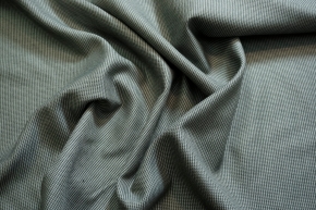 Virgin wool with silk - gray / black