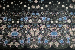 Rapport – Jacquard, blau-lila Blüten