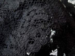 lace - black
